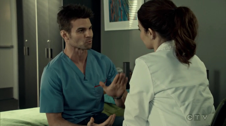 VampireDiariesWorld_dot_nl-SavingHope3x09-073.jpg