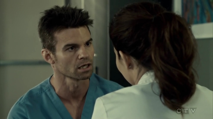 VampireDiariesWorld_dot_nl-SavingHope3x09-079.jpg