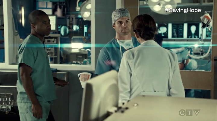 VampireDiariesWorld_dot_nl-SavingHope3x09-1335.jpg