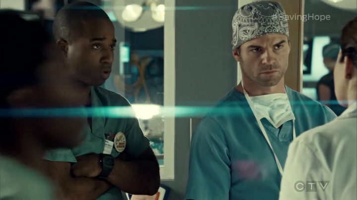 VampireDiariesWorld_dot_nl-SavingHope3x09-1339.jpg