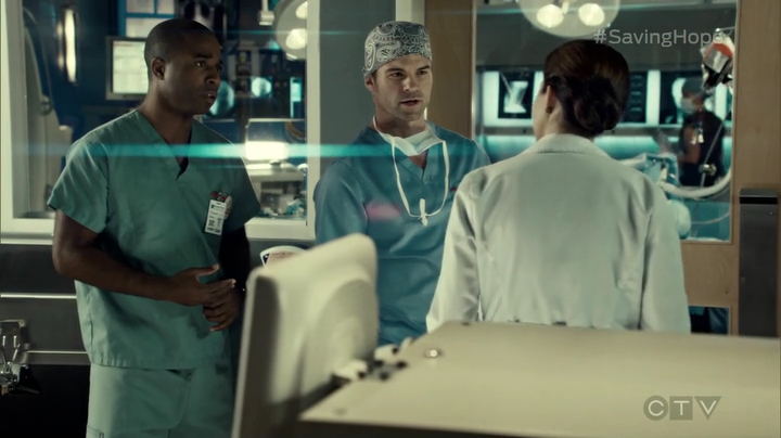 VampireDiariesWorld_dot_nl-SavingHope3x09-1361.jpg