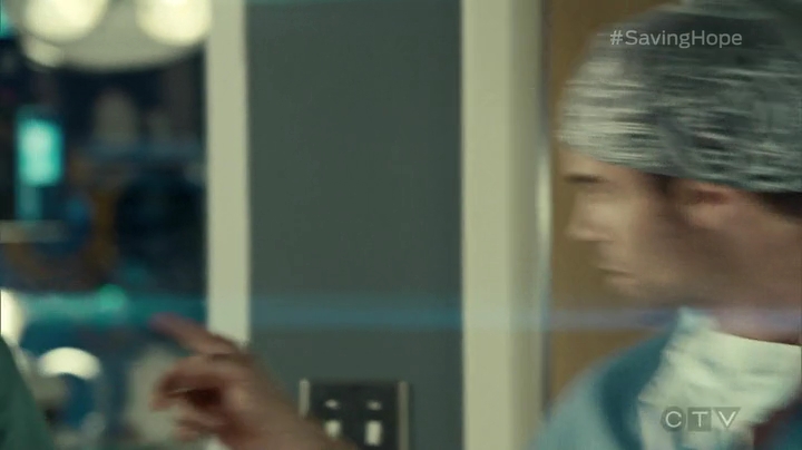 VampireDiariesWorld_dot_nl-SavingHope3x09-1364.jpg