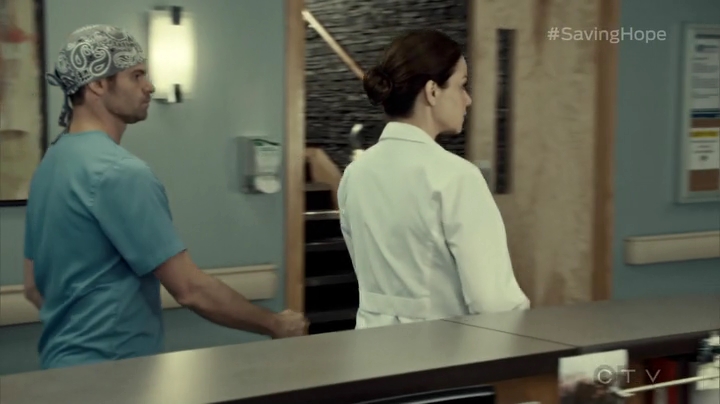 VampireDiariesWorld_dot_nl-SavingHope3x09-1372.jpg