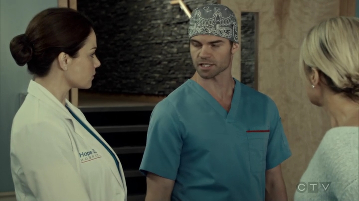 VampireDiariesWorld_dot_nl-SavingHope3x09-1377.jpg