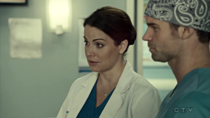 VampireDiariesWorld_dot_nl-SavingHope3x09-1392.jpg