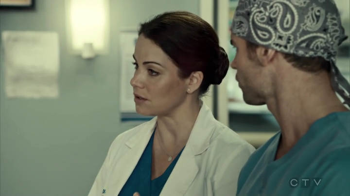 VampireDiariesWorld_dot_nl-SavingHope3x09-1403.jpg