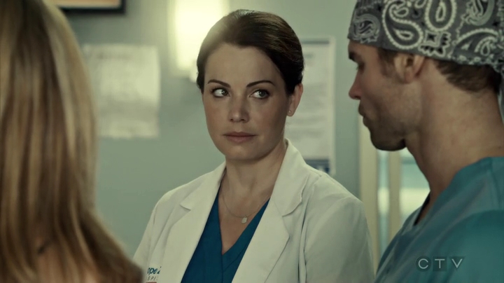 VampireDiariesWorld_dot_nl-SavingHope3x09-1444.jpg