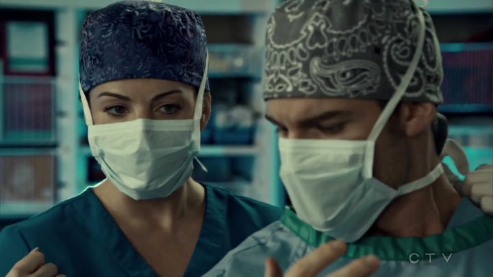 VampireDiariesWorld_dot_nl-SavingHope3x09-1550.jpg