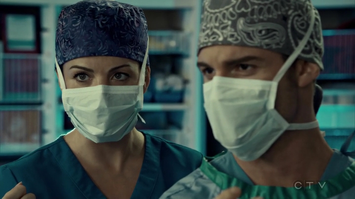 VampireDiariesWorld_dot_nl-SavingHope3x09-1552.jpg