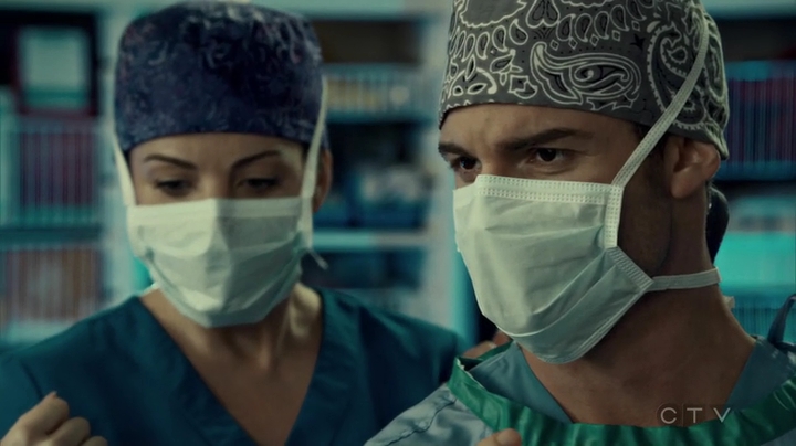 VampireDiariesWorld_dot_nl-SavingHope3x09-1554.jpg