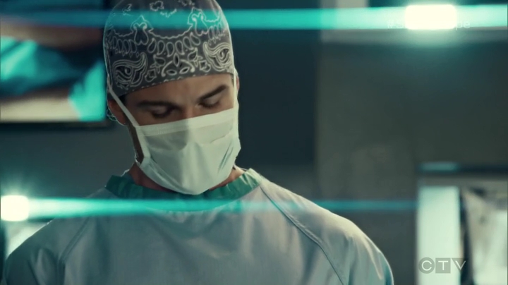 VampireDiariesWorld_dot_nl-SavingHope3x09-1604.jpg