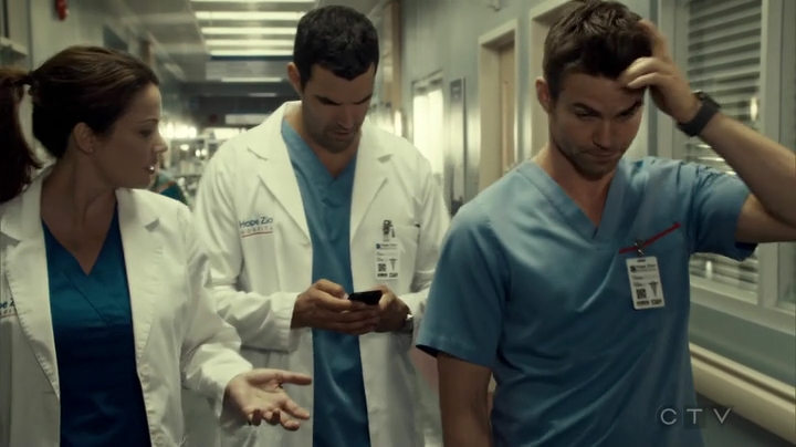 VampireDiariesWorld_dot_nl-SavingHope3x09-264.jpg