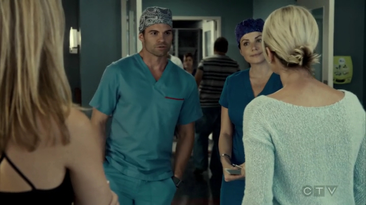 VampireDiariesWorld_dot_nl-SavingHope3x09-518.jpg