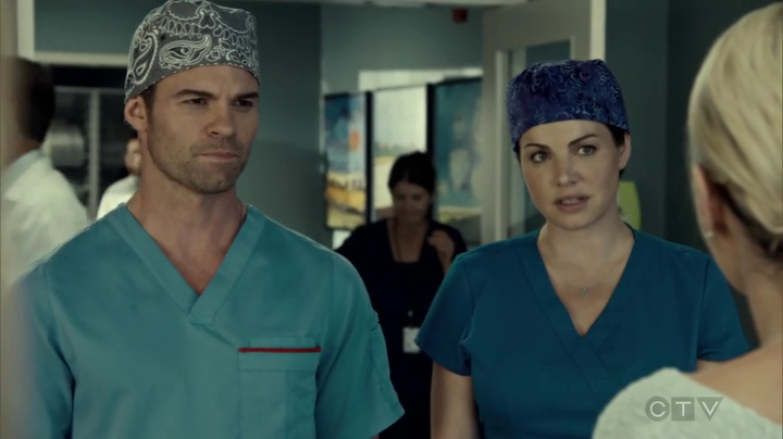 VampireDiariesWorld_dot_nl-SavingHope3x09-524.jpg