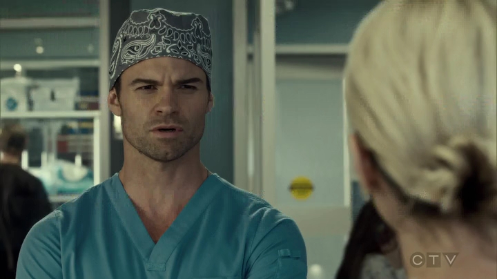 VampireDiariesWorld_dot_nl-SavingHope3x09-542.jpg