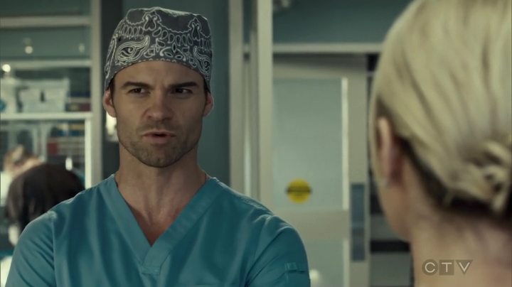 VampireDiariesWorld_dot_nl-SavingHope3x09-544.jpg