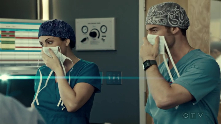 VampireDiariesWorld_dot_nl-SavingHope3x09-603.jpg