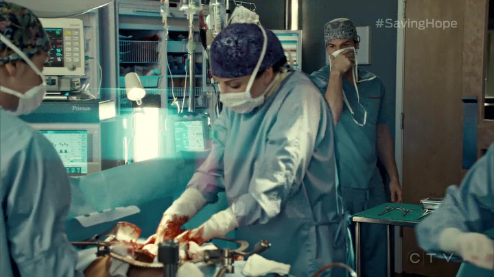 VampireDiariesWorld_dot_nl-SavingHope3x09-822.jpg