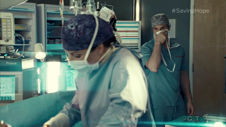 VampireDiariesWorld_dot_nl-SavingHope3x09-825.jpg