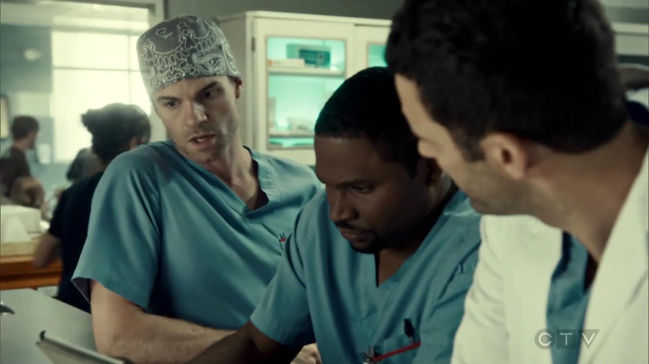 VampireDiariesWorld_dot_nl-SavingHope3x09-862.jpg