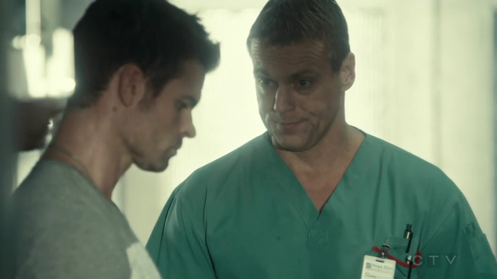 VampireDiariesWorld_dot_nl-SavingHope3x10-2093.jpg