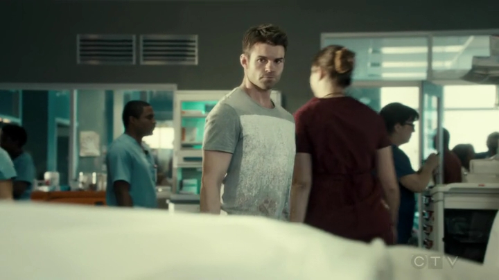 VampireDiariesWorld_dot_nl-SavingHope3x10-2126.jpg