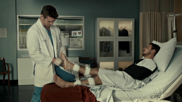 VampireDiariesWorld_dot_nl-SavingHope3x12-1420.jpg