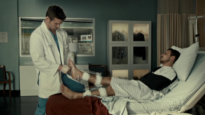 VampireDiariesWorld_dot_nl-SavingHope3x12-1421.jpg