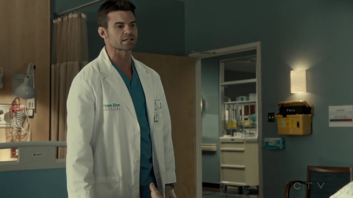 VampireDiariesWorld_dot_nl-SavingHope3x12-1438.jpg