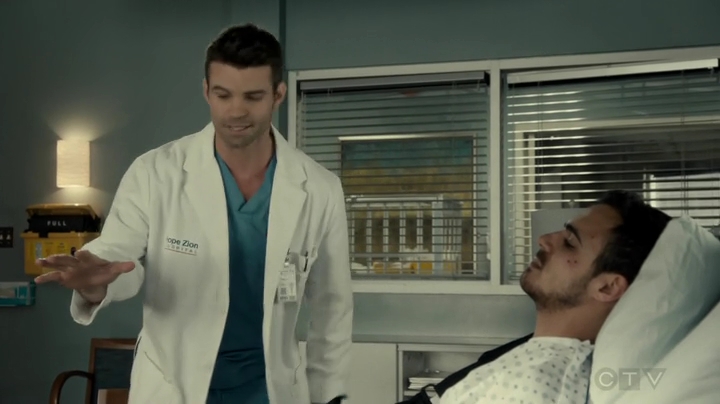 VampireDiariesWorld_dot_nl-SavingHope3x12-1488.jpg