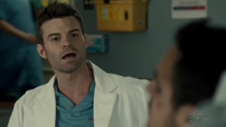 VampireDiariesWorld_dot_nl-SavingHope3x12-1497.jpg