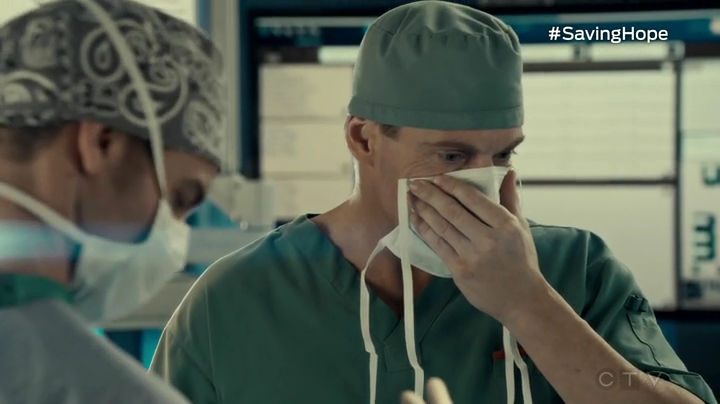 VampireDiariesWorld_dot_nl-SavingHope3x12-1706.jpg