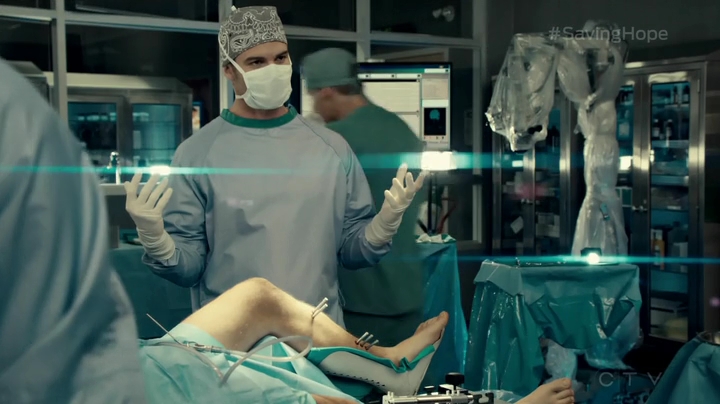 VampireDiariesWorld_dot_nl-SavingHope3x12-1713.jpg