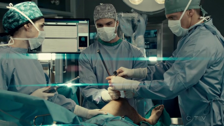 VampireDiariesWorld_dot_nl-SavingHope3x12-1758.jpg