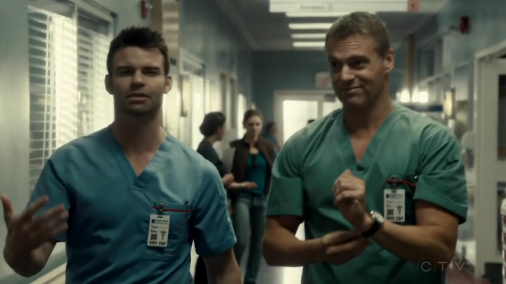 VampireDiariesWorld_dot_nl-SavingHope3x12-1936.jpg