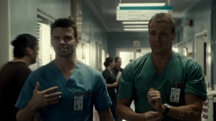 VampireDiariesWorld_dot_nl-SavingHope3x12-1937.jpg