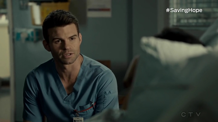 VampireDiariesWorld_dot_nl-SavingHope3x12-2042.jpg