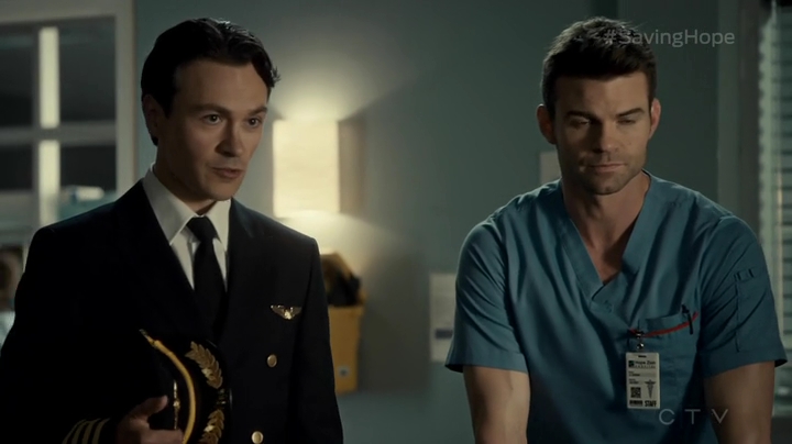 VampireDiariesWorld_dot_nl-SavingHope3x12-2062.jpg