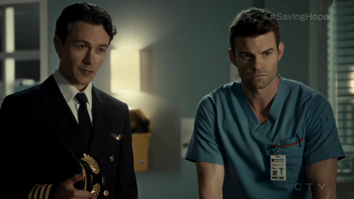 VampireDiariesWorld_dot_nl-SavingHope3x12-2074.jpg