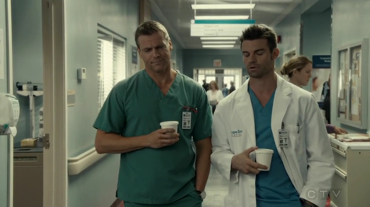 VampireDiariesWorld_dot_nl-SavingHope3x12-355.jpg