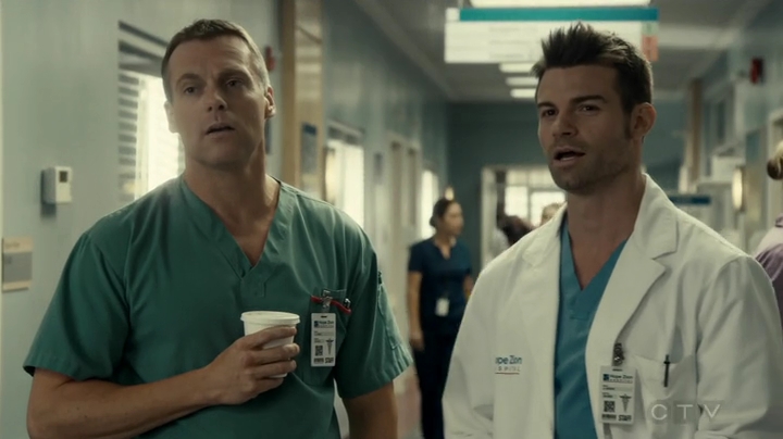 VampireDiariesWorld_dot_nl-SavingHope3x12-359.jpg