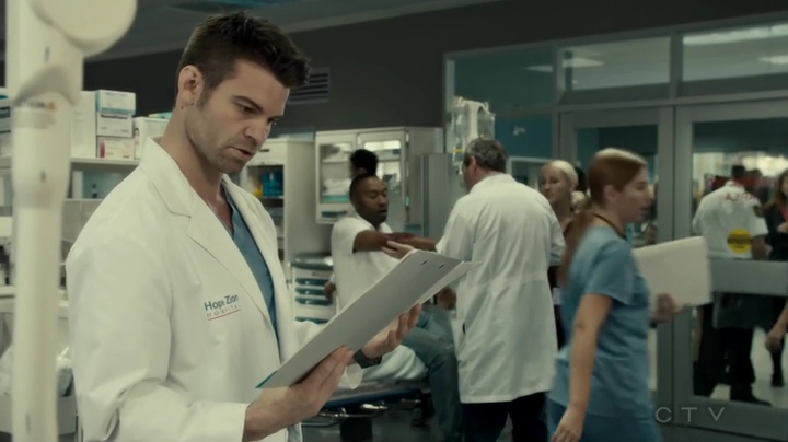 VampireDiariesWorld_dot_nl-SavingHope3x12-379.jpg