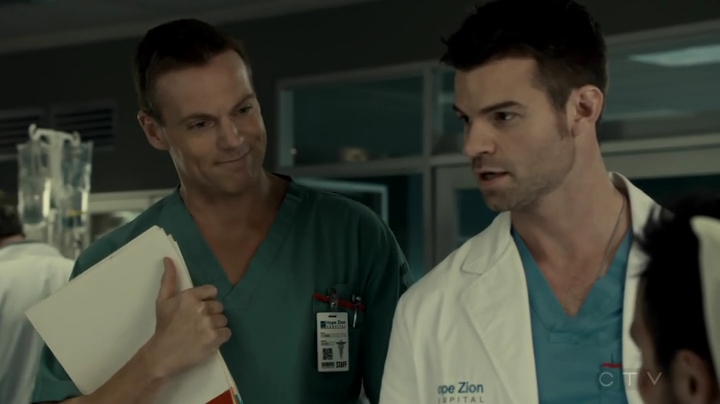 VampireDiariesWorld_dot_nl-SavingHope3x12-652.jpg