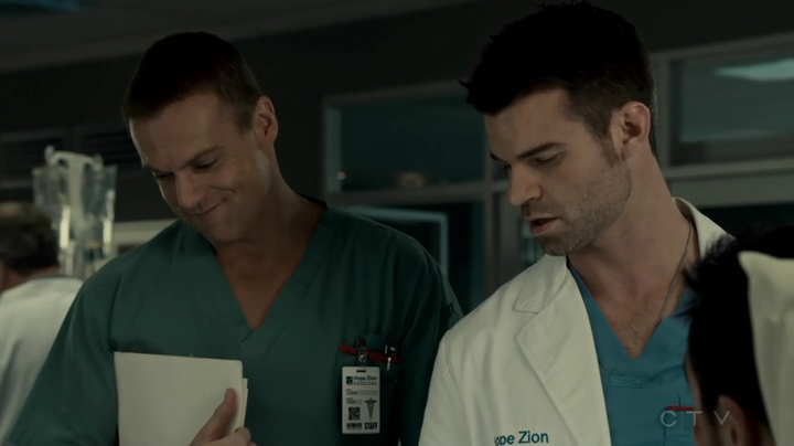 VampireDiariesWorld_dot_nl-SavingHope3x12-666.jpg