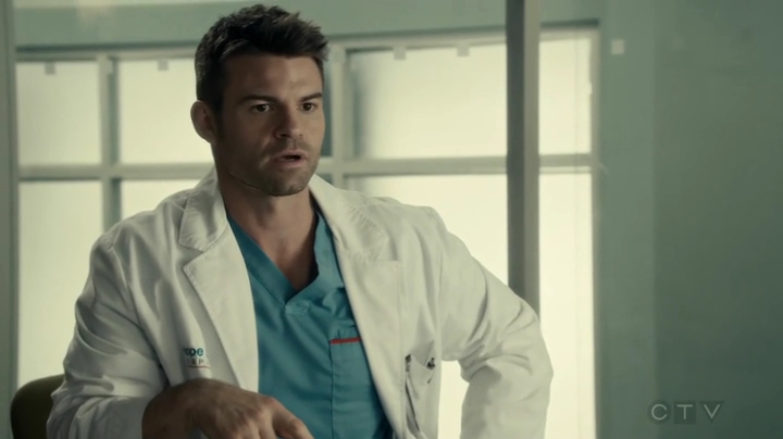 VampireDiariesWorld_dot_nl-SavingHope3x12-726.jpg