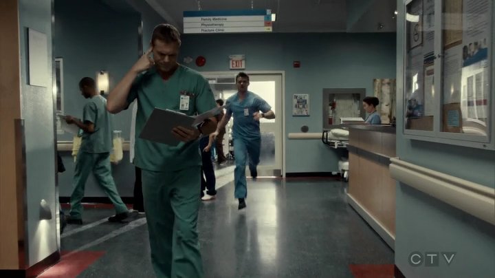 VampireDiariesWorld_dot_nl-SavingHope3x13-1089.jpg