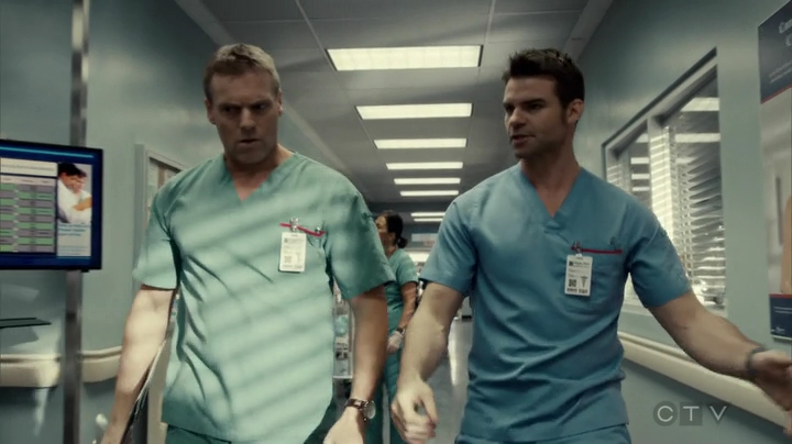 VampireDiariesWorld_dot_nl-SavingHope3x13-1101.jpg