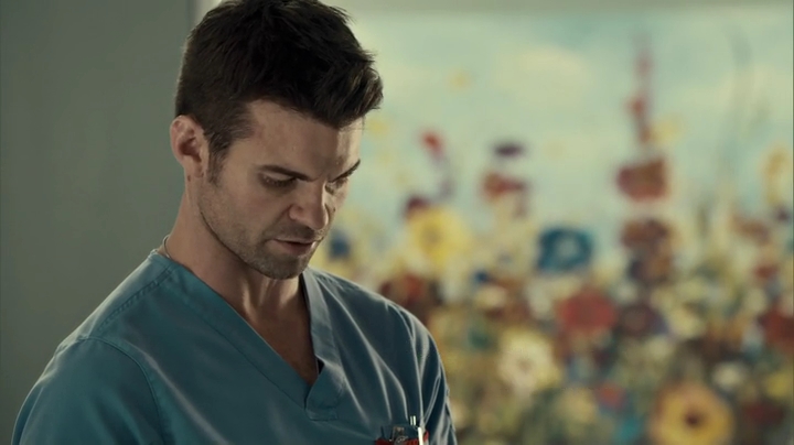 VampireDiariesWorld_dot_nl-SavingHope3x13-123.jpg