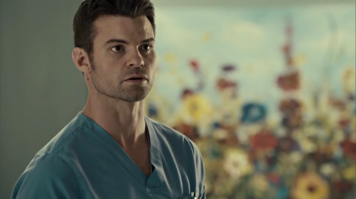 VampireDiariesWorld_dot_nl-SavingHope3x13-127.jpg