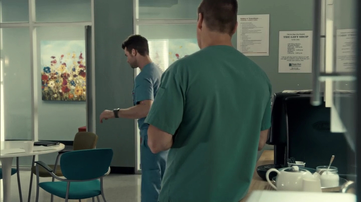 VampireDiariesWorld_dot_nl-SavingHope3x13-132.jpg